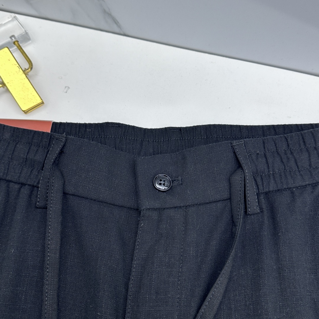 🆕loro Piana 春夏新品棉麻休闲西裤，官网同步发售，裤身工艺设计，客供辅料、高定棉麻面料，柔软丝