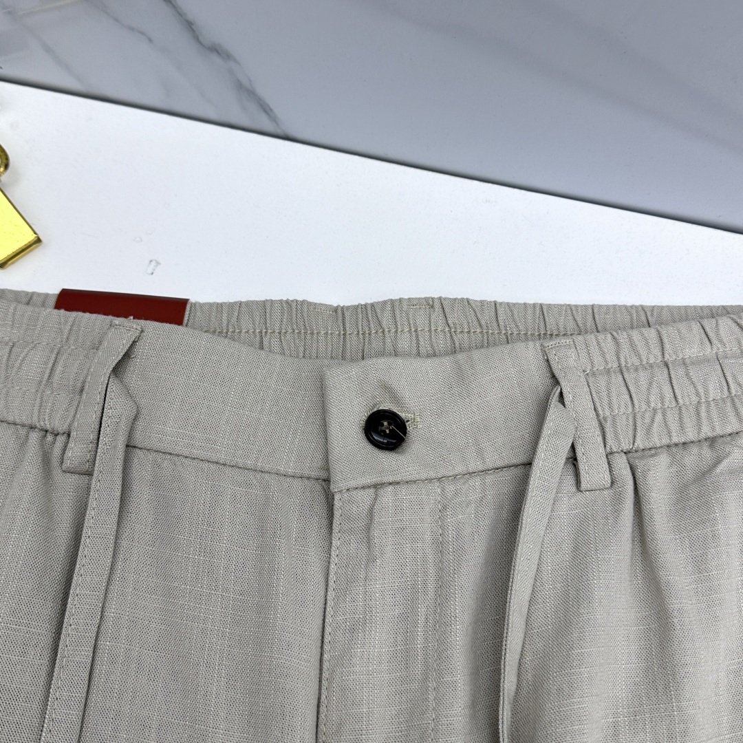 🆕loro Piana 春夏新品棉麻休闲西裤，官网同步发售，裤身工艺设计，客供辅料、高定棉麻面料，柔软丝