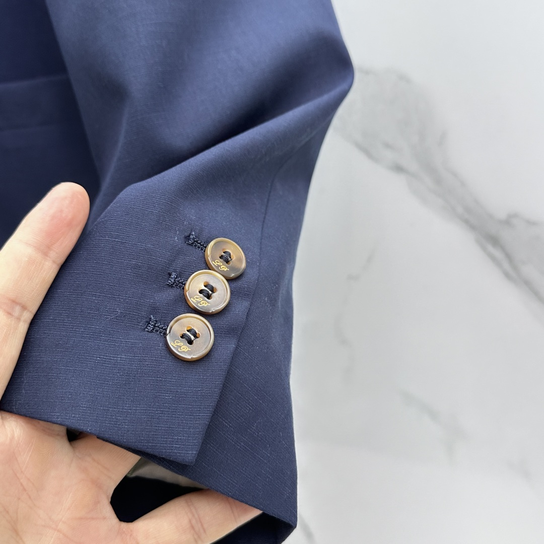 🆕loro Piana 高定西服 2026早春轻奢系列，最新时尚男款西装外套.定织定染面料。处处细节显工