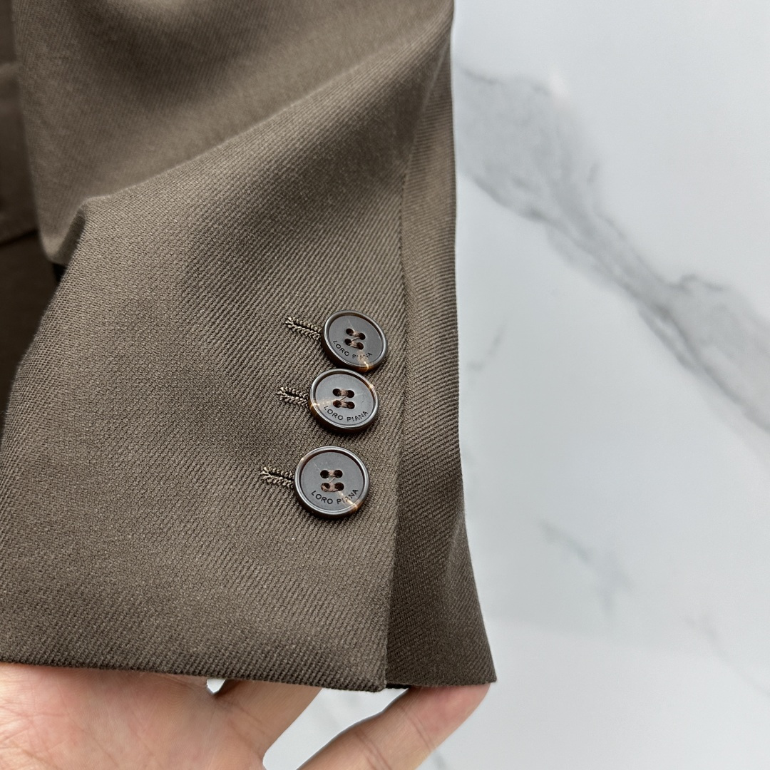🆕loro Piana 高定西服 2026早春轻奢系列，最新时尚男款西装外套.定织定染面料。处处细节显工