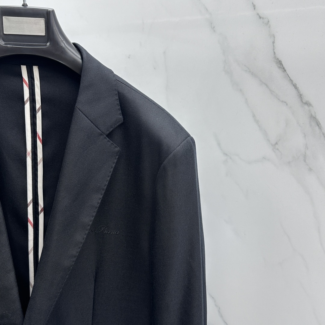 🆕loro Piana 高定西服 2026早春轻奢系列，最新时尚男款西装外套.定织定染面料。处处细节显工