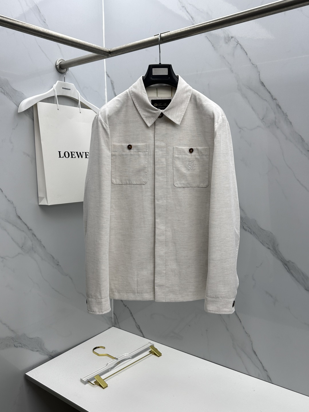 🆕loro Piana 1916早春轻奢系列，最新时尚男款翻领夹克外套.定织定染面料。处处细节显工艺足够