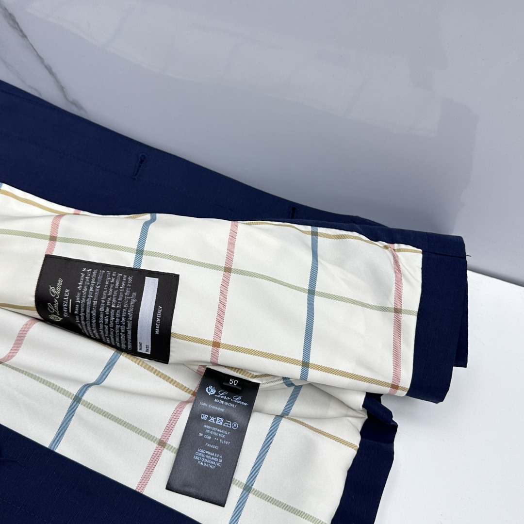 🆕loro Piana 1916早春轻奢系列，最新时尚男款翻领夹克外套.定织定染面料。处处细节显工艺足够