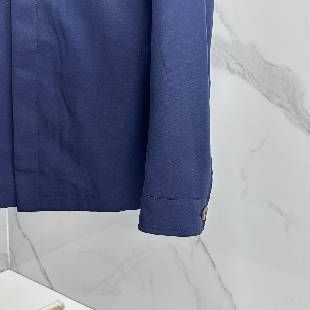 🆕loro Piana 1916早春轻奢系列，最新时尚男款翻领夹克外套.定织定染面料。处处细节显工艺足够