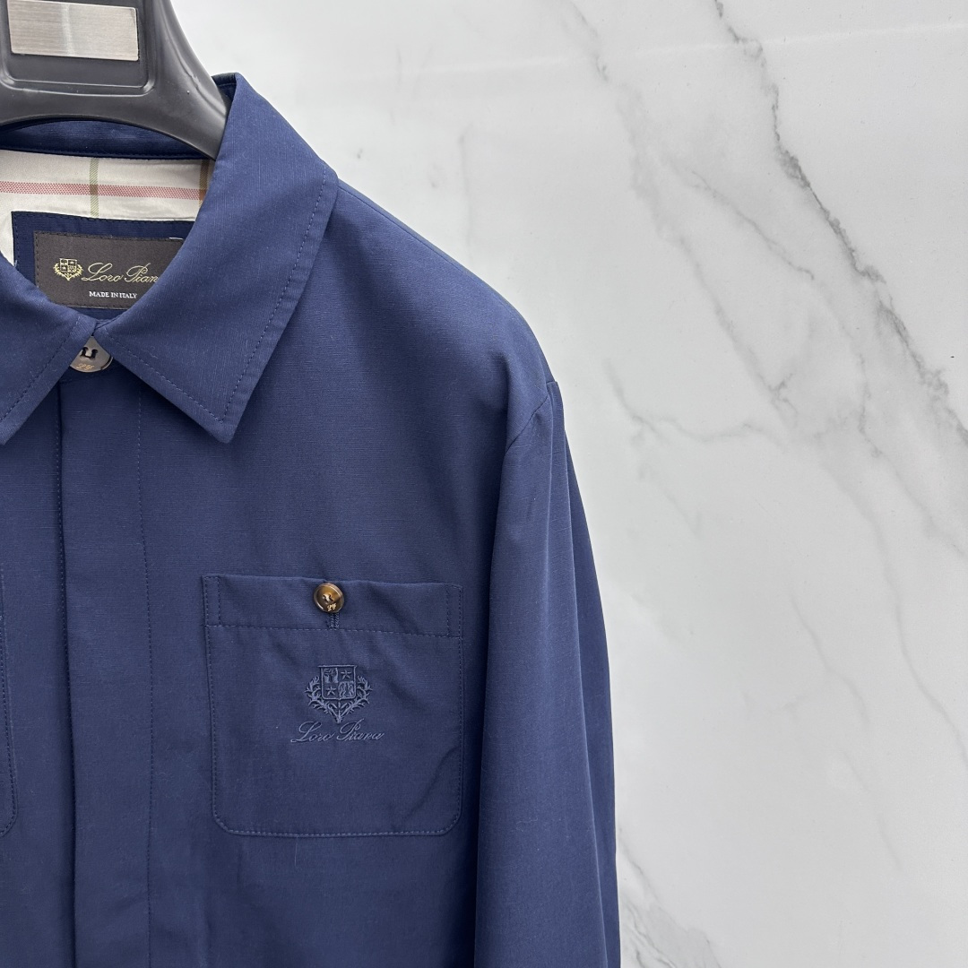 🆕loro Piana 1916早春轻奢系列，最新时尚男款翻领夹克外套.定织定染面料。处处细节显工艺足够