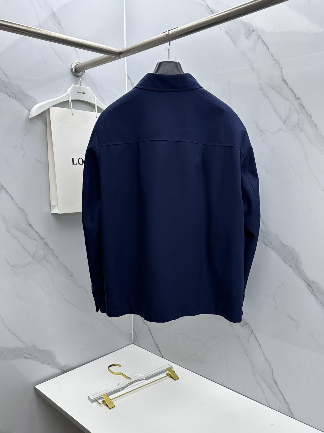 🆕loro Piana 1916早春轻奢系列，最新时尚男款翻领夹克外套.定织定染面料。处处细节显工艺足够