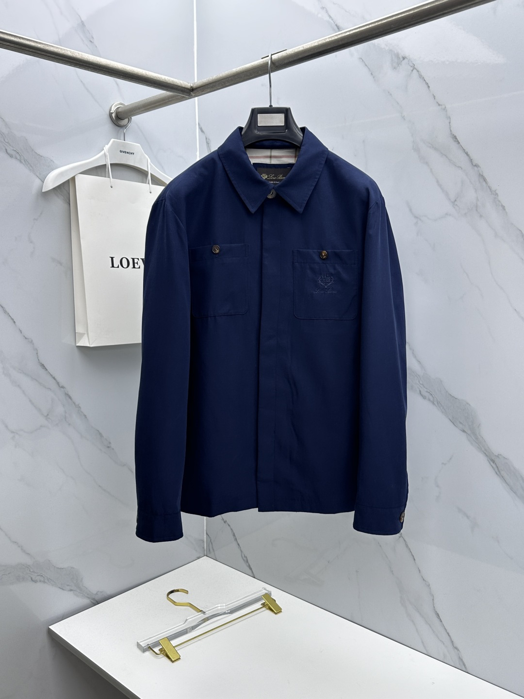 🆕loro Piana 1916早春轻奢系列，最新时尚男款翻领夹克外套.定织定染面料。处处细节显工艺足够