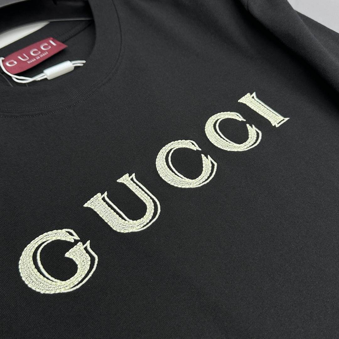 🆕Gucci古驰 新款首发专柜最新款短袖圆领T恤 高端订制 字母刺绣设计 高定面料.手感柔软.穿着舒适.