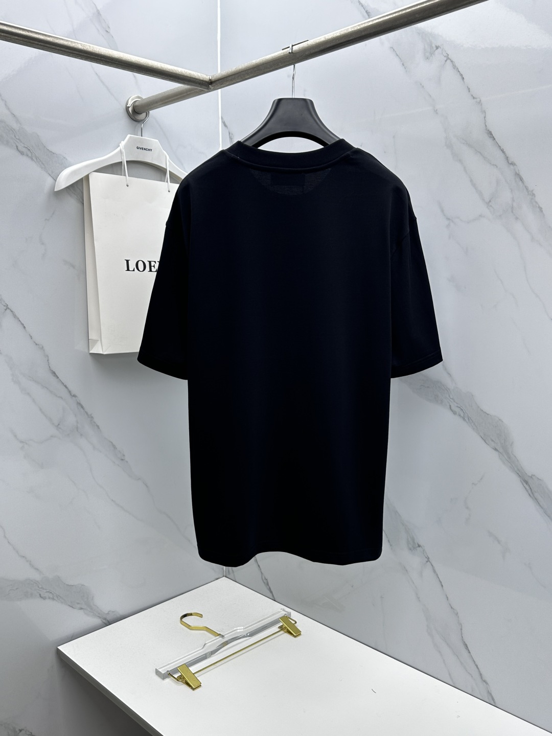 🆕loro Piana 新款首发专柜最新款短袖圆领T恤 高端订制 胸前logo设计 高定面料.手感柔软.