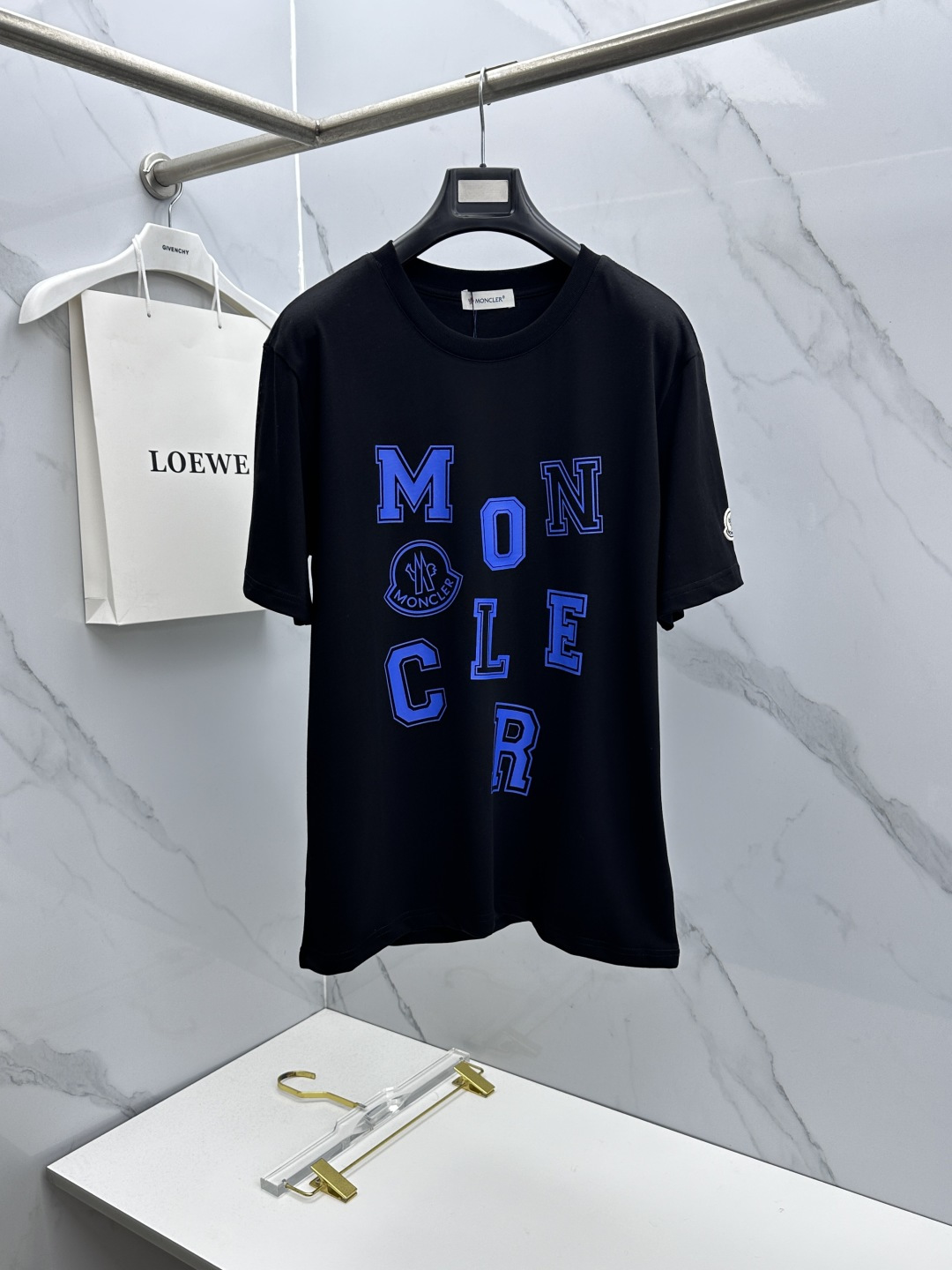 🆕Moncler蒙口 2026春夏新款印花短袖 官网同款T恤，双纱纯棉面料 多元化搭配 迎合眼下时尚前沿