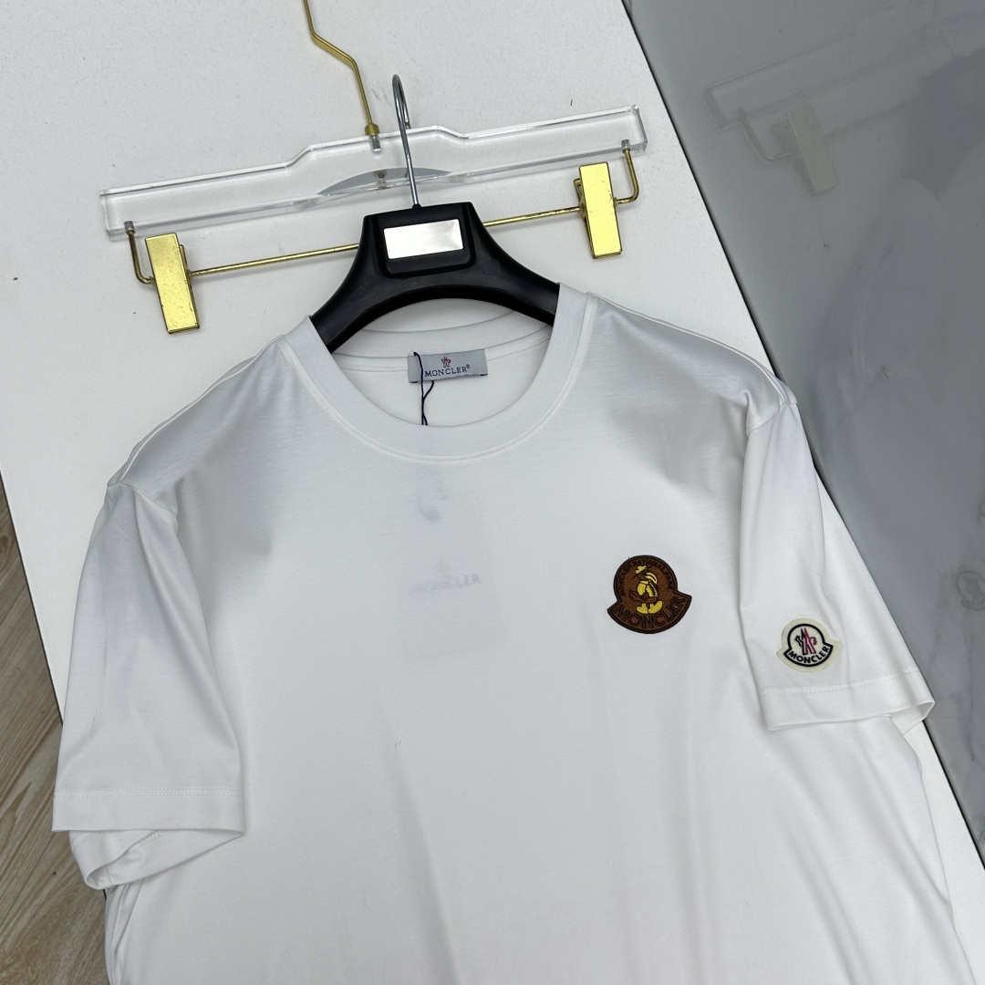 🆕Moncler蒙口 新款首发专柜最新款短袖圆领T恤 高端订制 胸前手臂logo设计 半身提花满印 高定