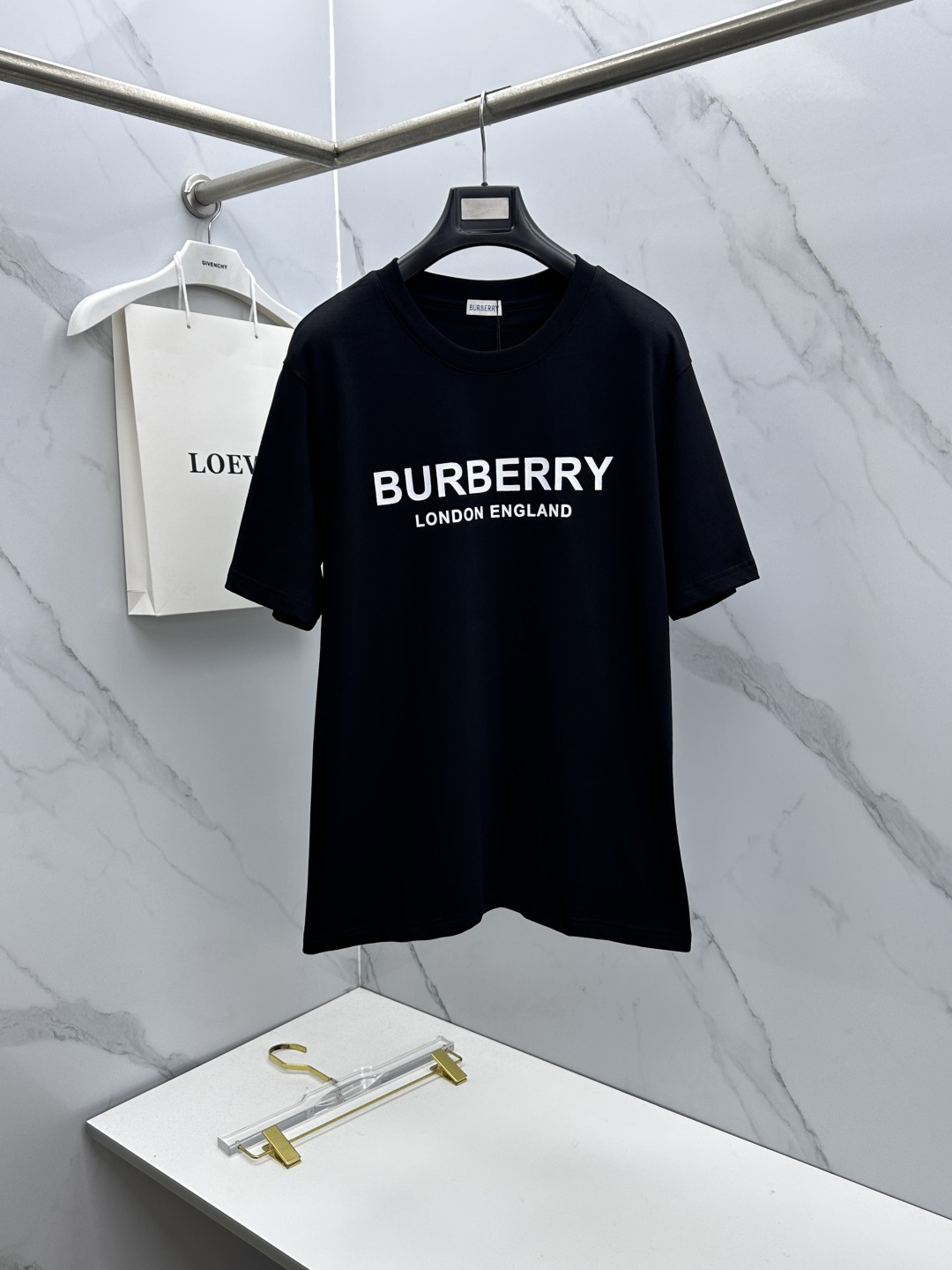 🆕Burberry巴宝莉 2026春夏新款短袖 官网同款T恤，双纱纯棉面料 多元化搭配 迎合眼下时尚前沿