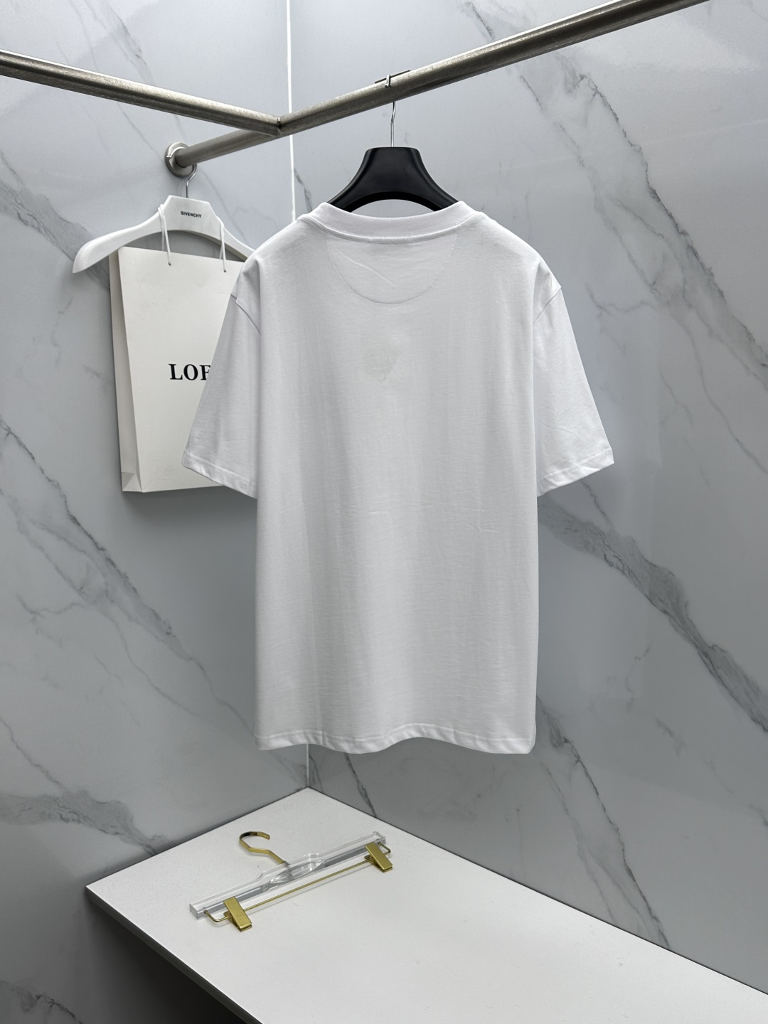 🆕LOEWE罗意威 2026春夏新款短袖 官网同款T恤，胸前logo刺绣，双纱纯棉面料 多元化搭配 迎合