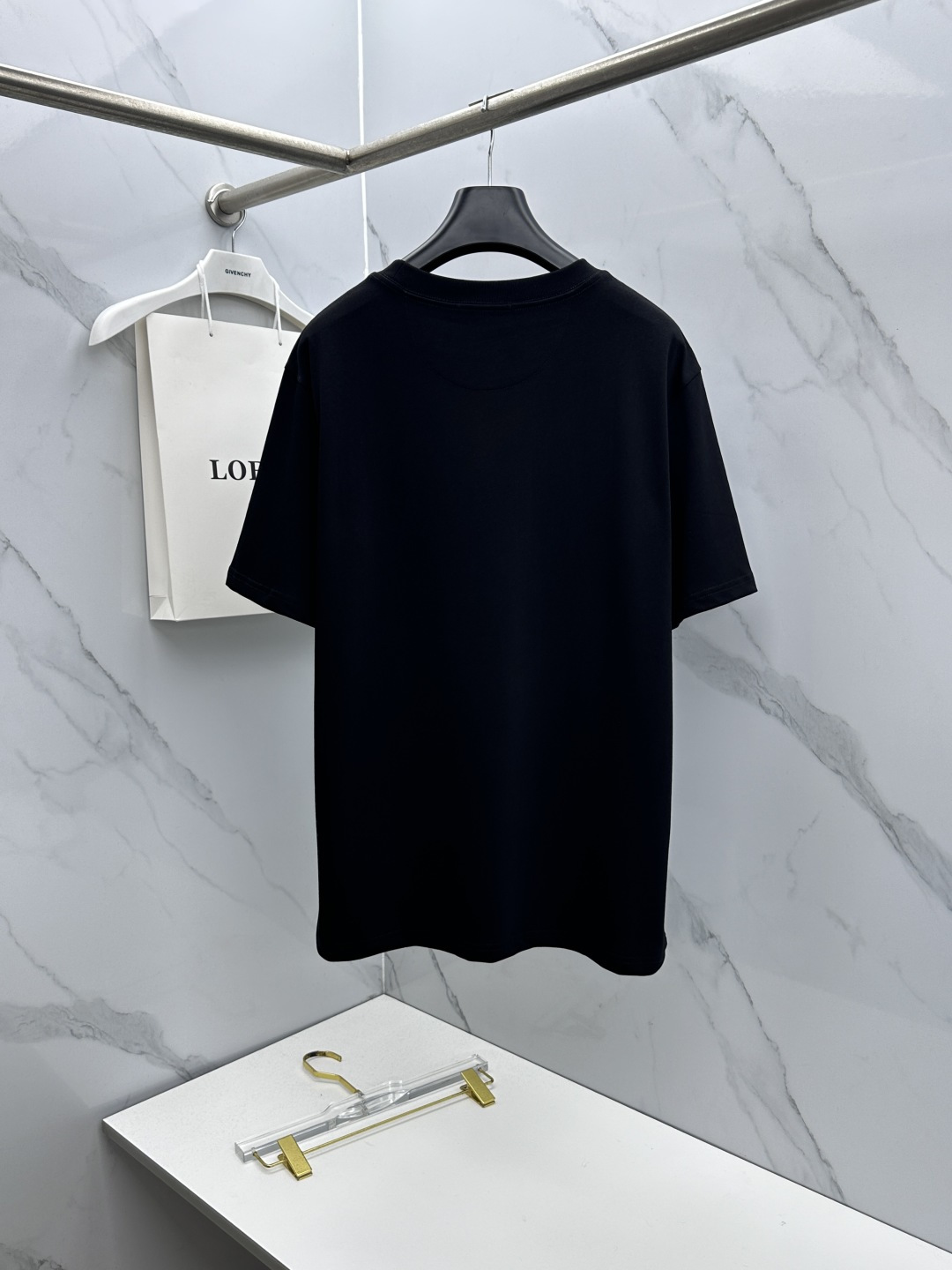 🆕LOEWE罗意威 2026春夏新款短袖 官网同款T恤，胸前logo刺绣，双纱纯棉面料 多元化搭配 迎合