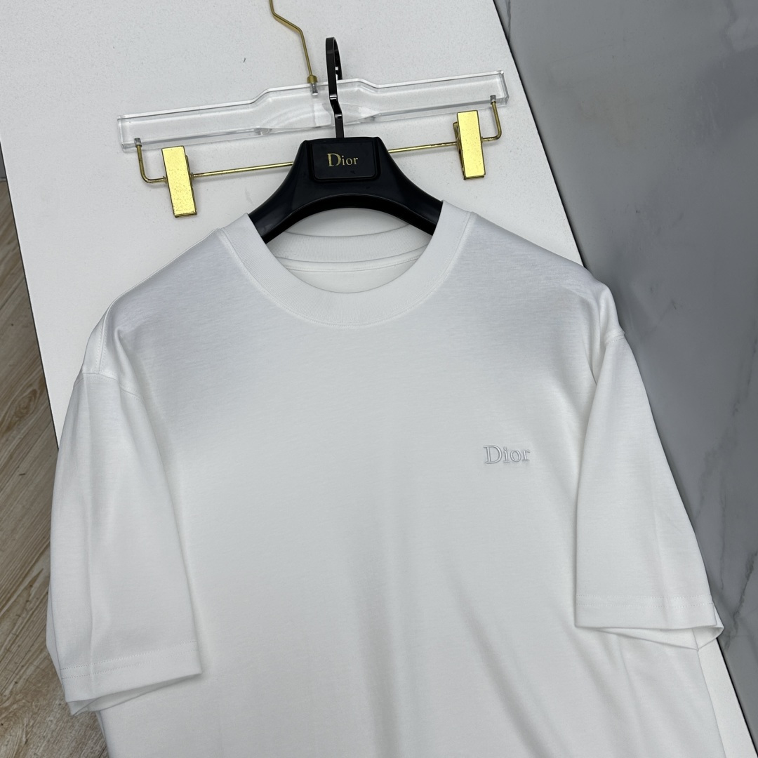🆕Dior迪奥 新款首发专柜最新款短袖圆领T恤 高端订制 字母logo刺绣设计 高定面料.82%棉+18