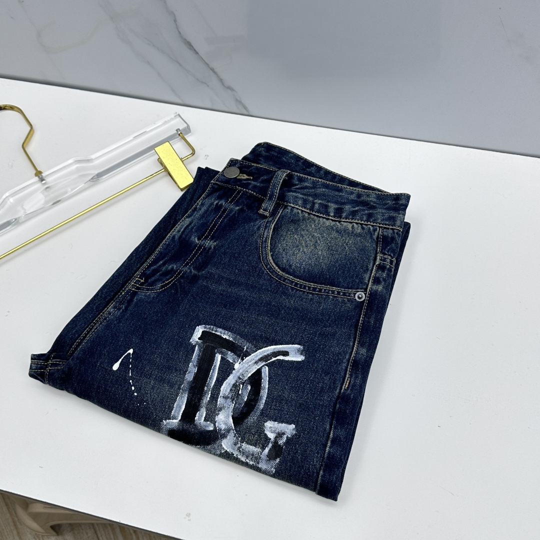 🆕DG杜嘉班纳 🔥高端定制、26ss新款牛仔裤阔腿直筒裤 柜台同步发售 原版定制复刻 客供五金辅料 原单