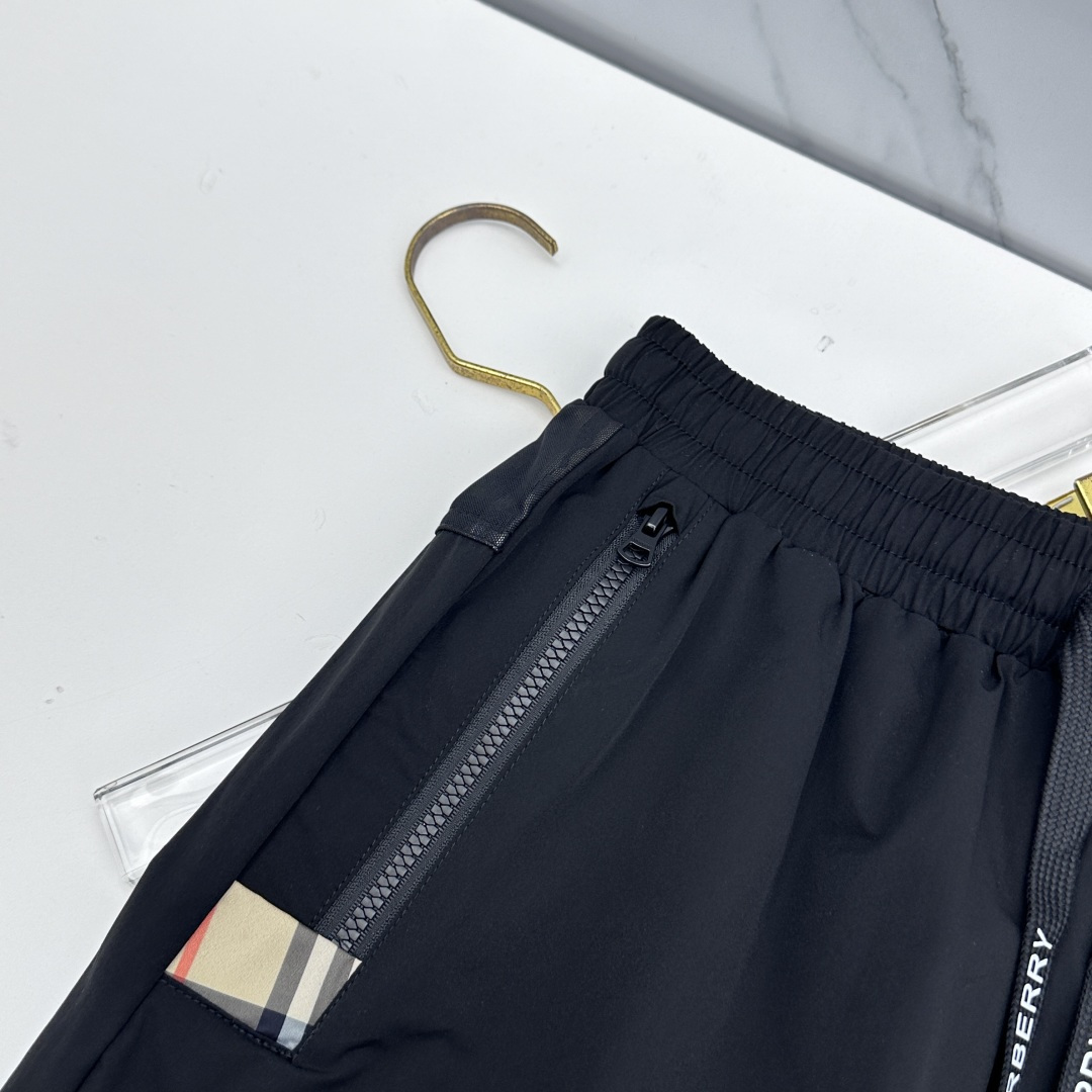 🆕Burberry巴宝莉 26ss春夏专供新款休闲裤短裤  高端版本！定制速干面料 网纱内衬 透气舒适度
