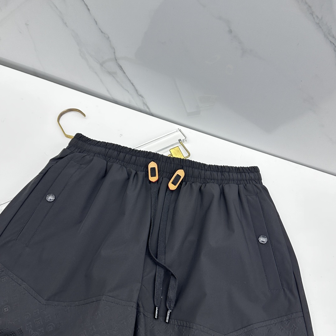 🆕LV路易威登 26ss春夏专供新款休闲裤短裤  高端版本！定制速干面料 网纱内衬 透气舒适度高，不粘腻