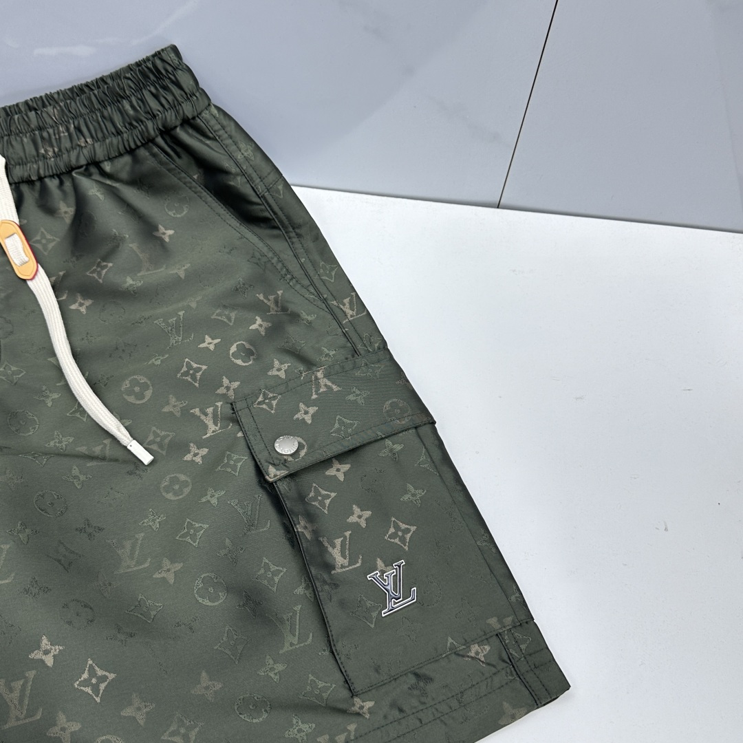 🆕LV路易威登 26ss春夏专供新款休闲裤短裤  满印提花 高端版本！定制提花面料 透气舒适度高，不粘腻