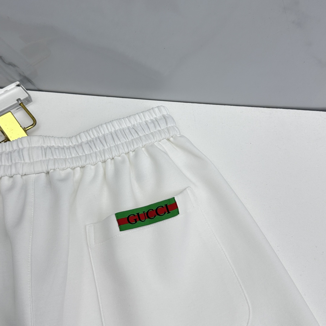 🆕Gucci古驰 26ss春夏专供新款休闲裤短裤  高端版本！定制面料 透气舒适度高，不粘腻，细节无可挑