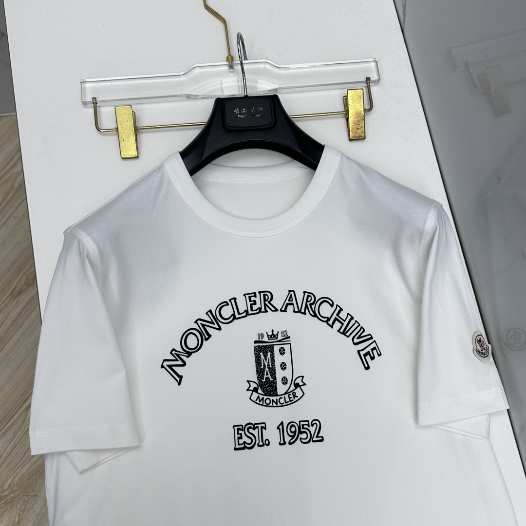 🆕Moncler蒙口 春夏新款首发专柜最新款短袖圆领T恤 高端订制 设计前卫时尚！品牌logo工艺设计 