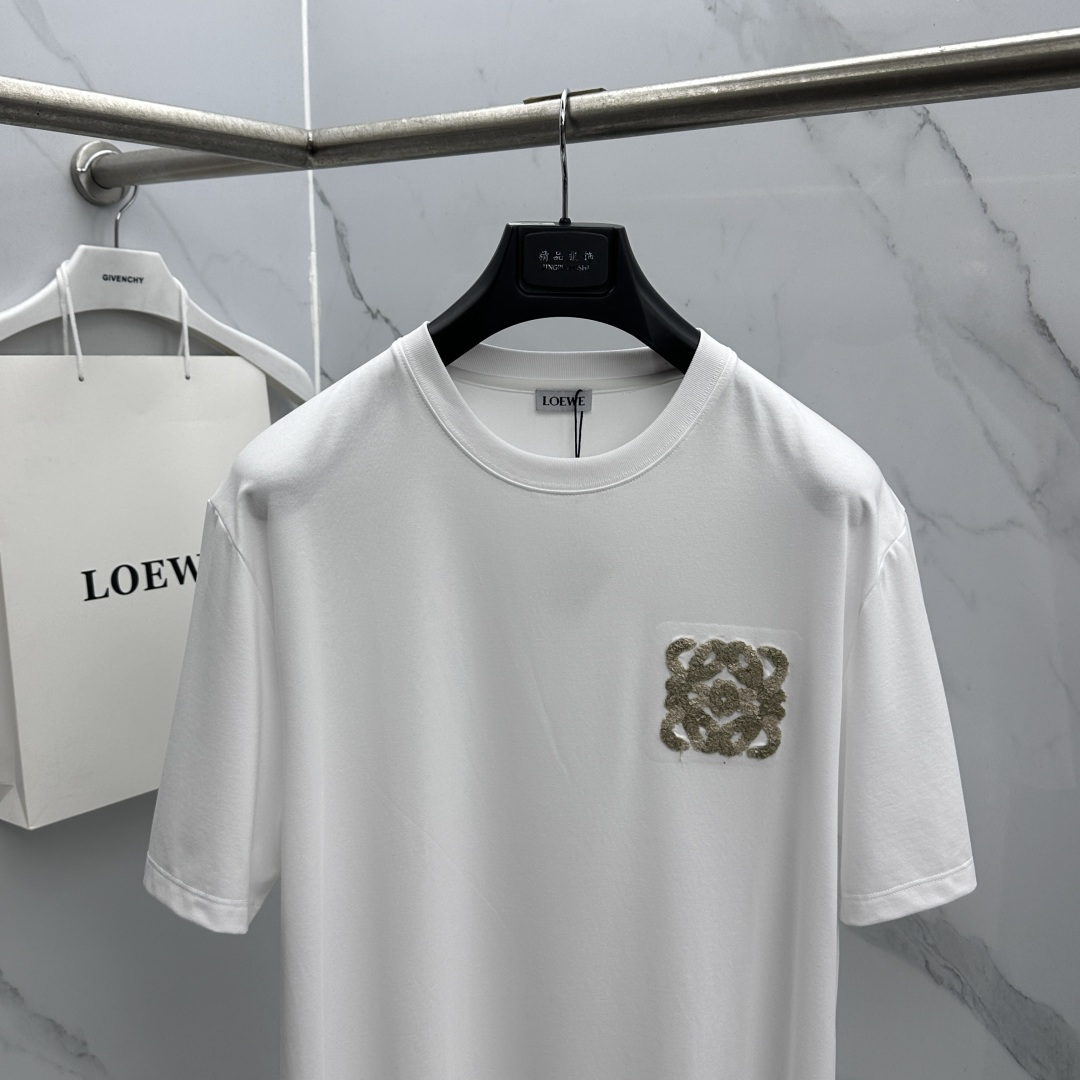 🆕LOEWE罗意威 春夏新款首发专柜最新款短袖圆领T恤 高端订制 设计前卫时尚！品牌logo工艺设计 定