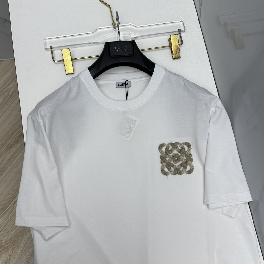 🆕LOEWE罗意威 春夏新款首发专柜最新款短袖圆领T恤 高端订制 设计前卫时尚！品牌logo工艺设计 定