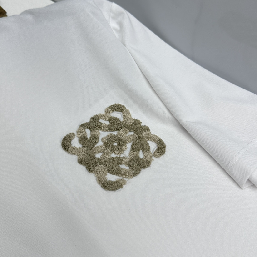 🆕LOEWE罗意威 春夏新款首发专柜最新款短袖圆领T恤 高端订制 设计前卫时尚！品牌logo工艺设计 定
