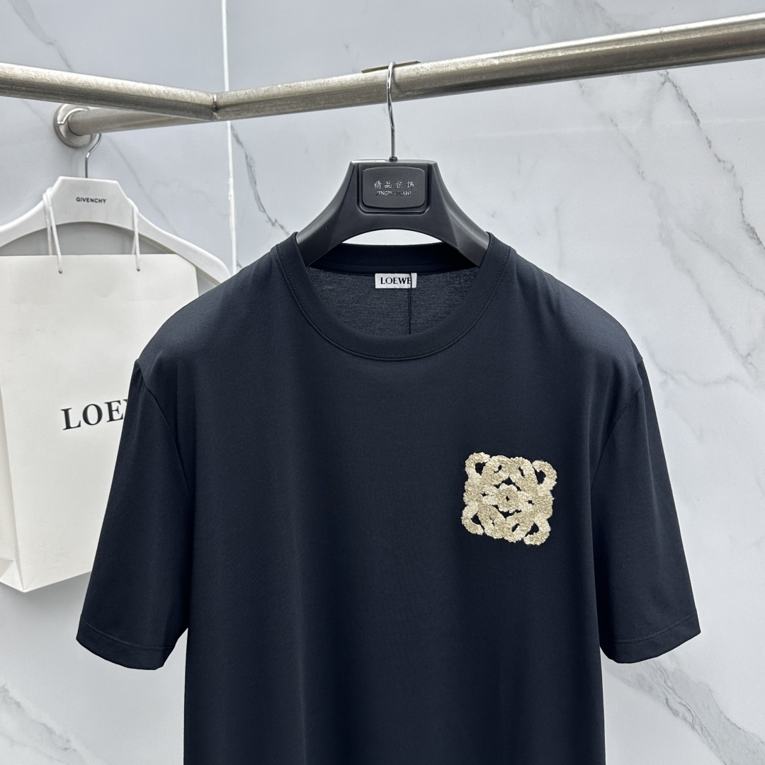 🆕LOEWE罗意威 春夏新款首发专柜最新款短袖圆领T恤 高端订制 设计前卫时尚！品牌logo工艺设计 定