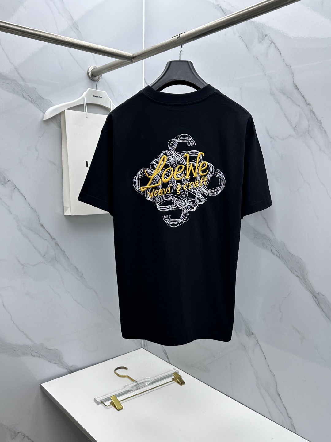 🆕LOEWE罗意威 新款首发专柜最新款短袖圆领T恤 高端订制 设计前卫时尚！品牌logo重工艺设计 高端