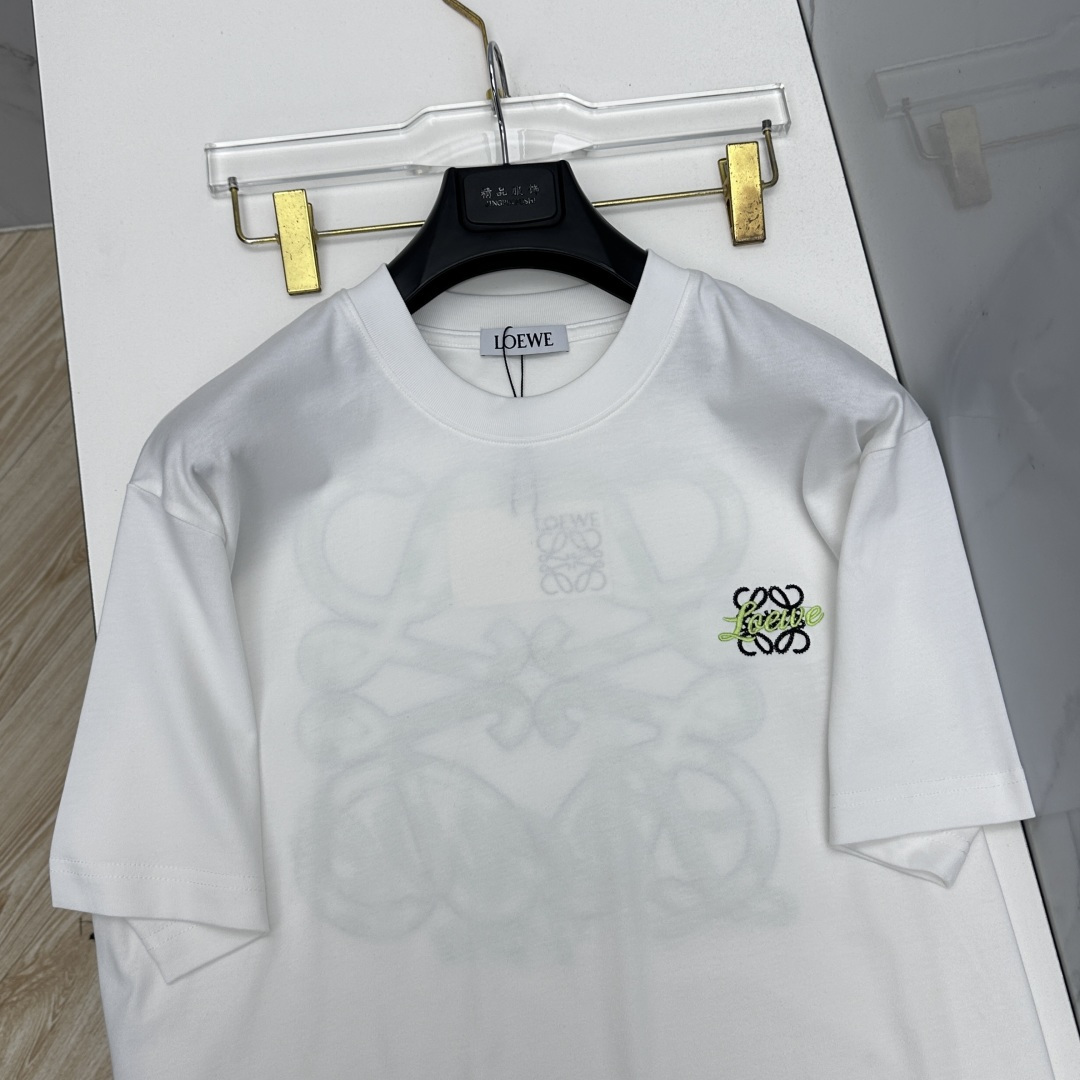 🆕LOEWE罗意威 新款首发专柜最新款短袖圆领T恤 高端订制 设计前卫时尚！品牌logo重工艺设计 高端