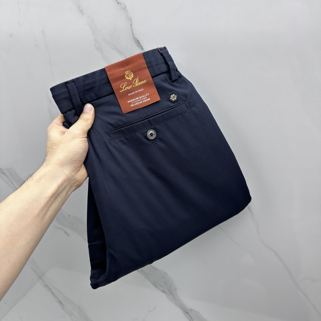 🆕Loro Piana 春夏新品休闲西裤，官网同步发售，裤身工艺设计，客供辅料、面料定制，柔软丝滑，代工