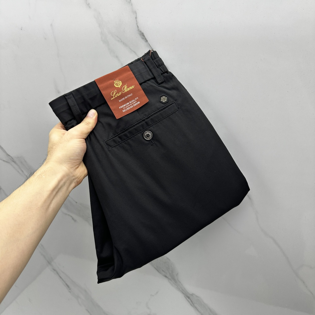 🆕Loro Piana 春夏新品休闲西裤，官网同步发售，裤身工艺设计，客供辅料、面料定制，柔软丝滑，代工