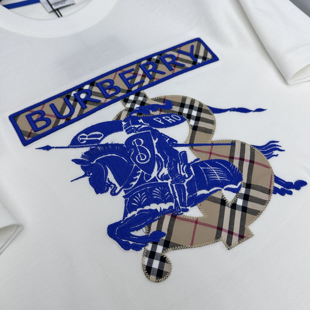 🆕Burberry巴宝莉 2026春夏新款短袖 官网同款T恤，双纱纯棉面料 多元化搭配 迎合眼下时尚前沿