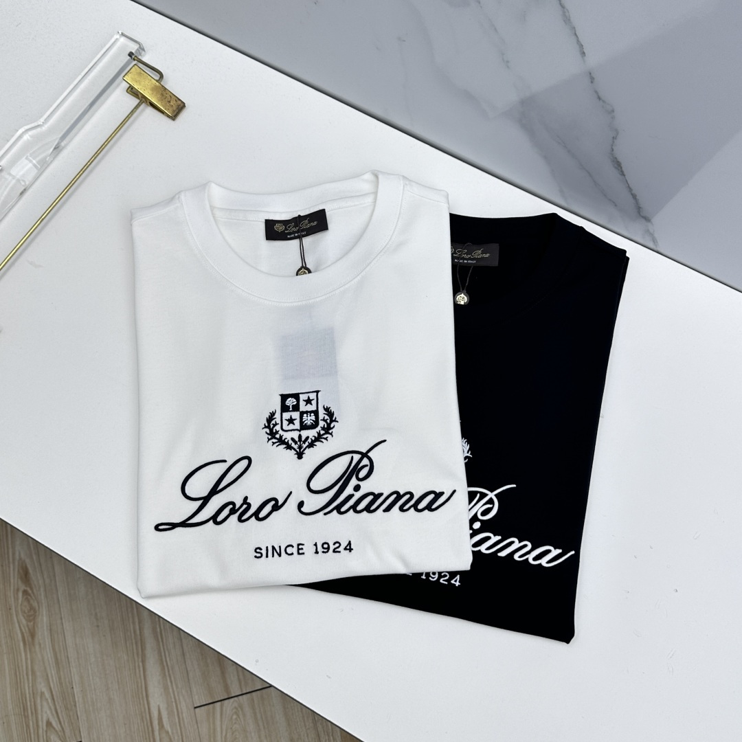 🆕Loro Piana  春夏新款短袖 官网同款T恤，双纱纯棉面料 多元化搭配 迎合眼下时尚前沿的创新趋