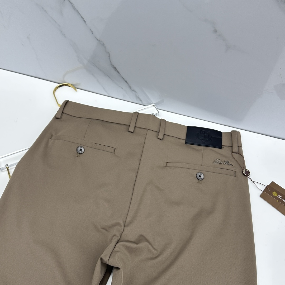 🆕Loro Piana 春夏新品休闲西裤，官网同步发售，裤身工艺设计，客供辅料、面料定制，柔软丝滑，代工