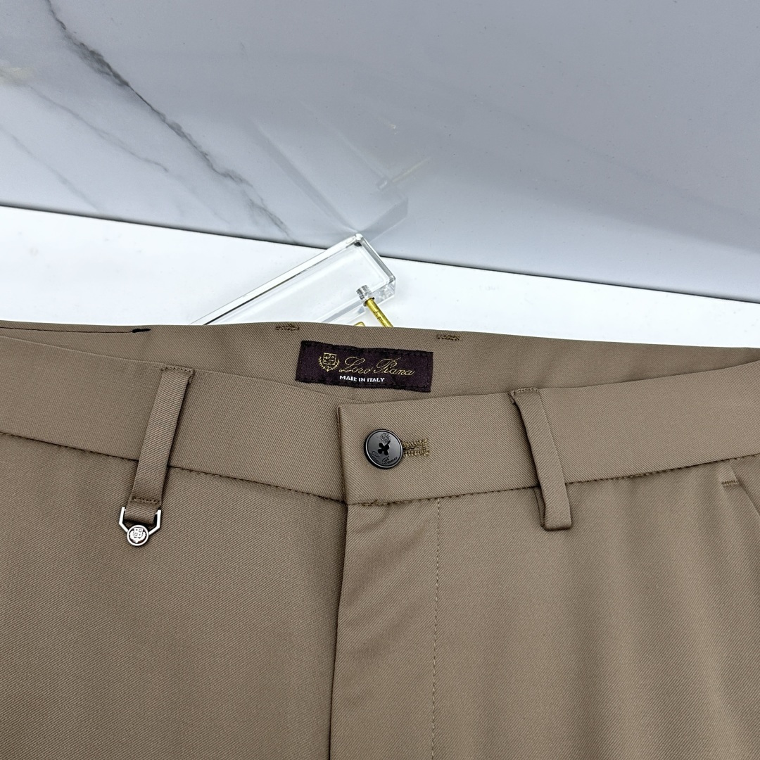 🆕Loro Piana 春夏新品休闲西裤，官网同步发售，裤身工艺设计，客供辅料、面料定制，柔软丝滑，代工