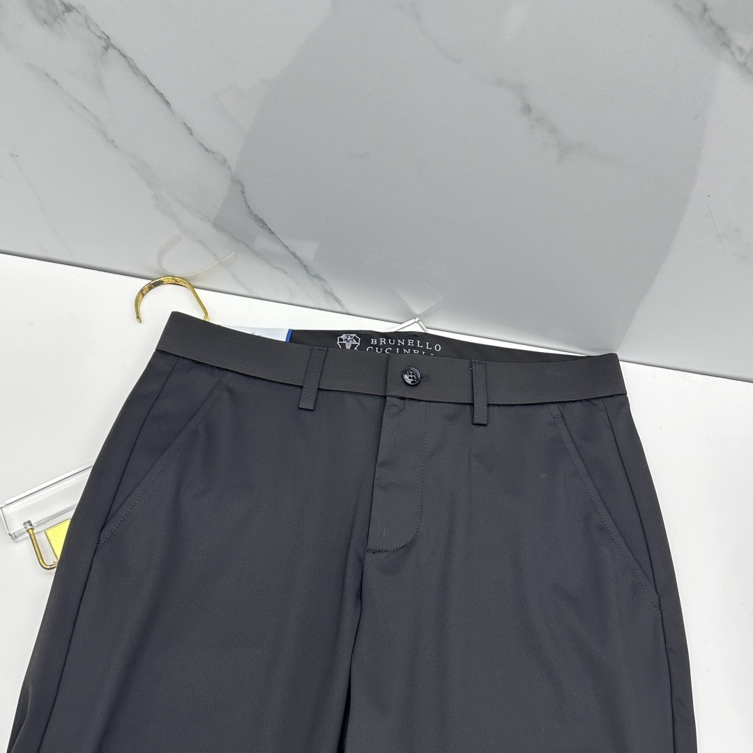 🆕BC 春夏新品休闲西裤，官网同步发售，裤身工艺设计，客供辅料、面料定制，柔软丝滑，代工厂出品免检！每个