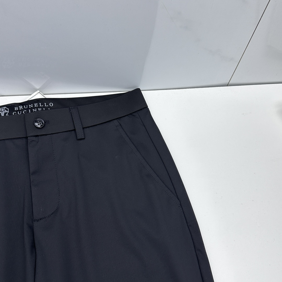 🆕BC 春夏新品休闲西裤，官网同步发售，裤身工艺设计，客供辅料、面料定制，柔软丝滑，代工厂出品免检！每个