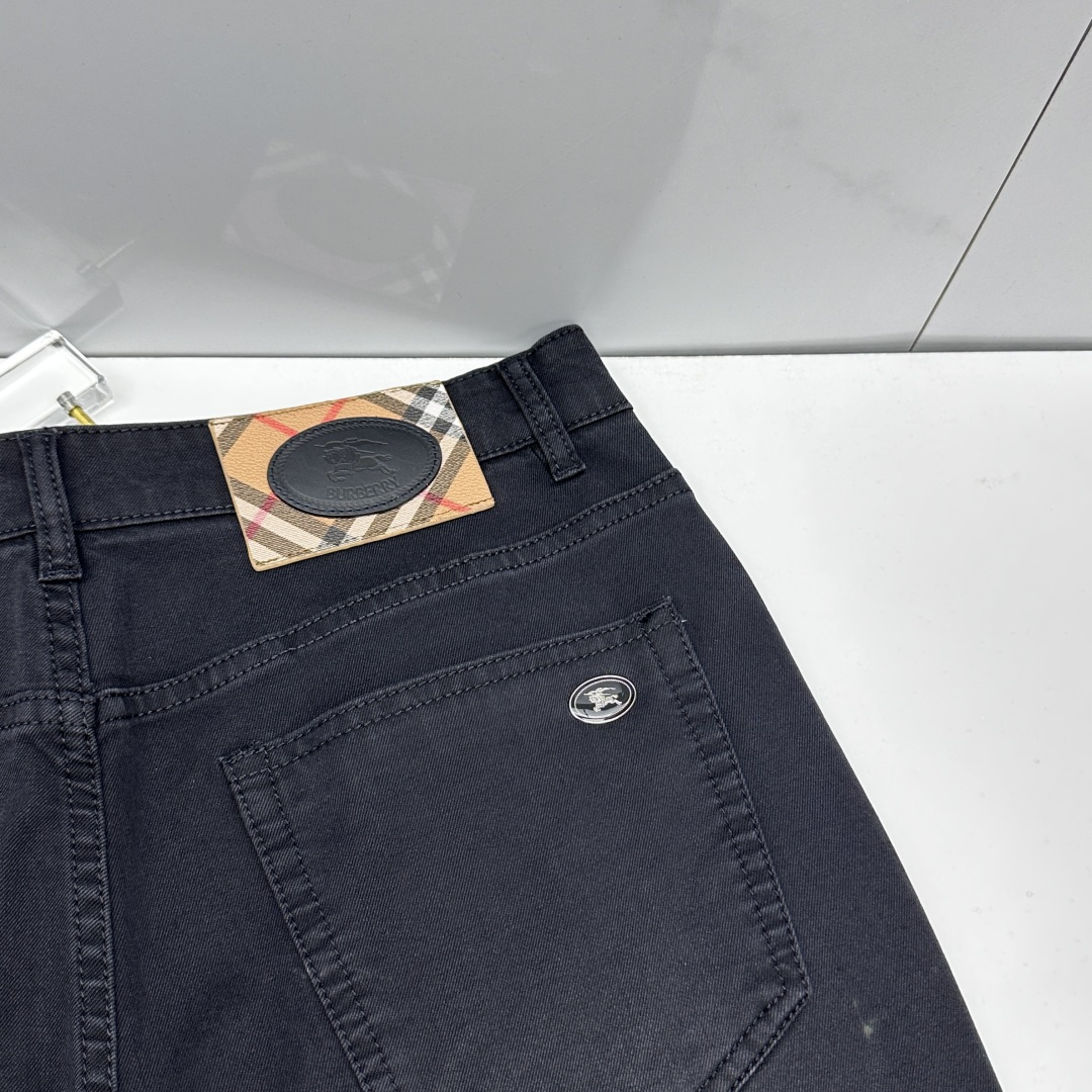 🆕Burberry巴宝莉 🔥高端定制、最新款牛仔裤 柜台同步发售 原版定制复刻 客供五金辅料 原单品质 