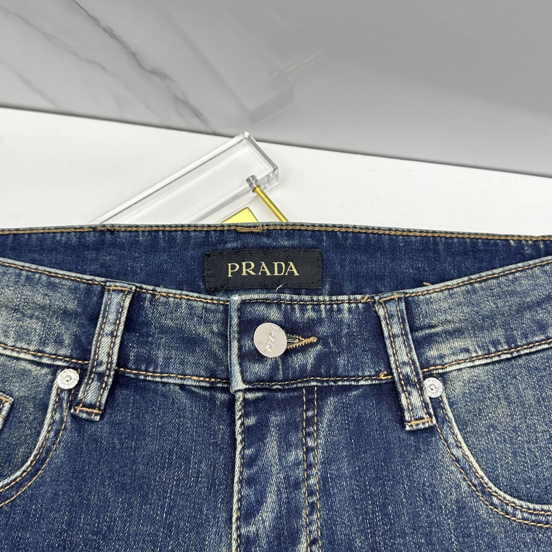 🆕Prada普拉达 🔥高端定制、最新款牛仔裤 柜台同步发售 原版定制复刻 客供五金辅料 原单品质 进口固