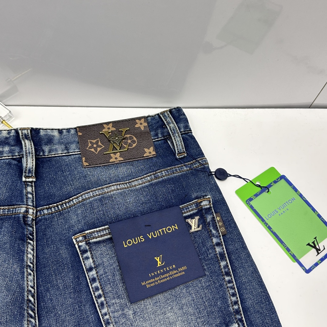 🆕LV路易威登 🔥高端定制、最新款牛仔裤 柜台同步发售 原版定制复刻 客供五金辅料 原单品质 进口固色牛
