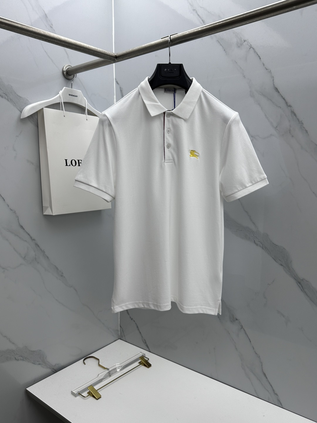 🆕Burberry巴宝莉 春夏新款翻领Polo衫短袖 简洁时尚百搭 标志性logo刺绣骑士 吸睛显瘦 定