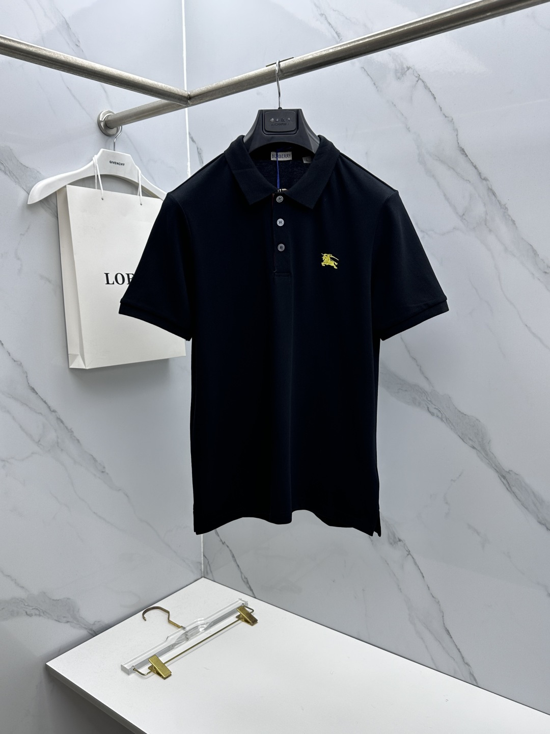 🆕Burberry巴宝莉 春夏新款翻领Polo衫短袖 简洁时尚百搭 标志性logo刺绣骑士 吸睛显瘦 定