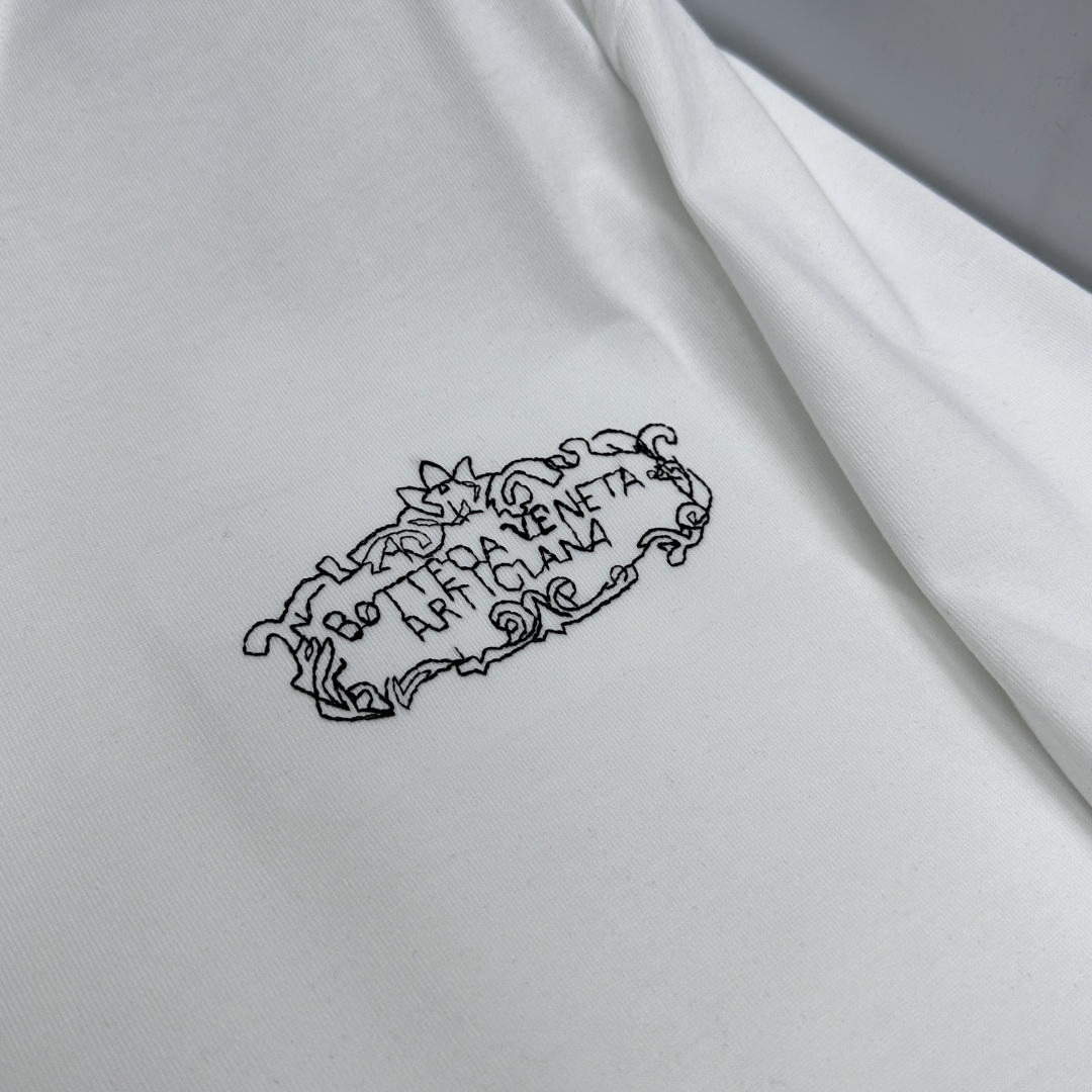 🆕BV 新款首发专柜最新款短袖圆领T恤 高端订制 胸前logo设计 高定面料.手感柔软.穿着舒适.专柜级