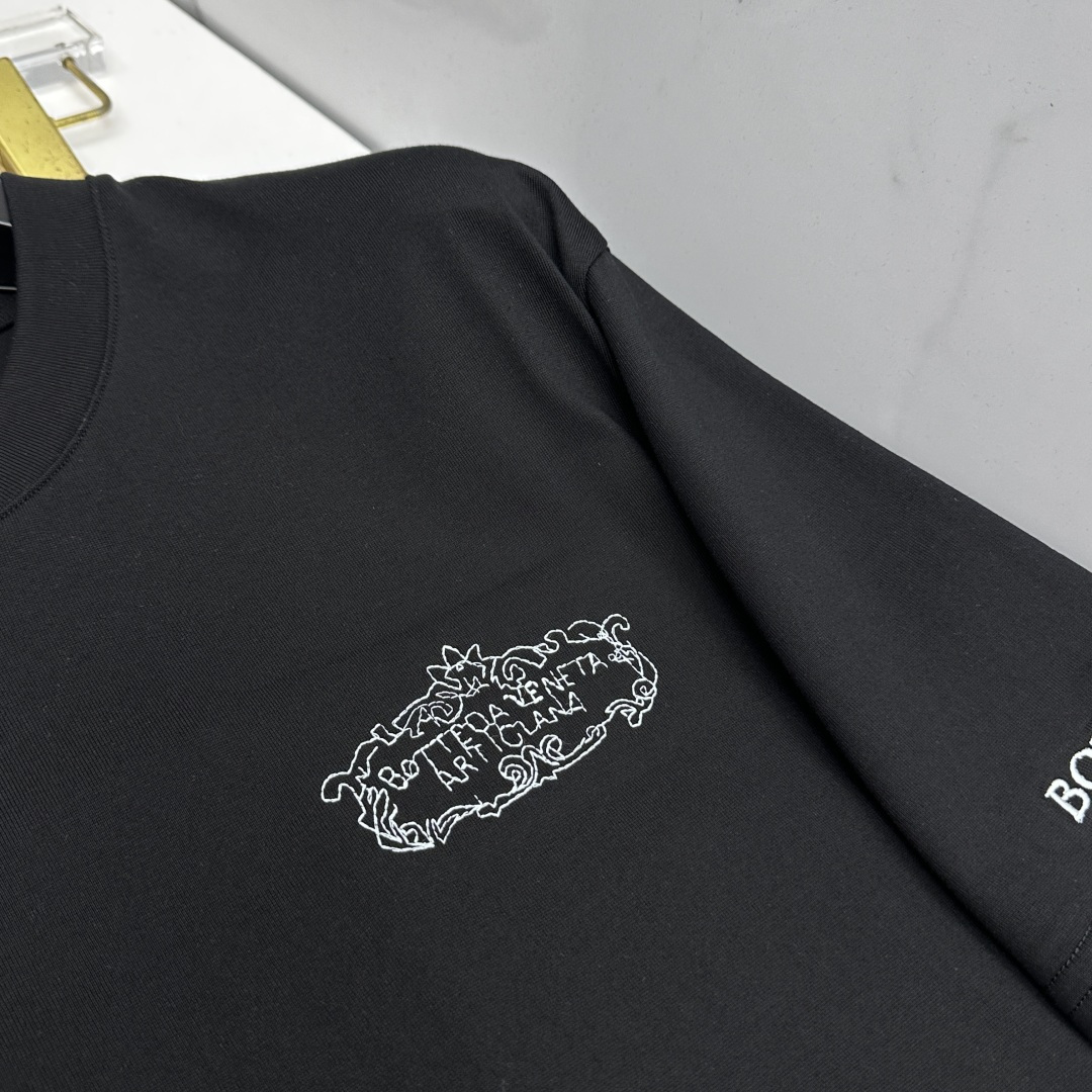 🆕BV 新款首发专柜最新款短袖圆领T恤 高端订制 胸前logo设计 高定面料.手感柔软.穿着舒适.专柜级