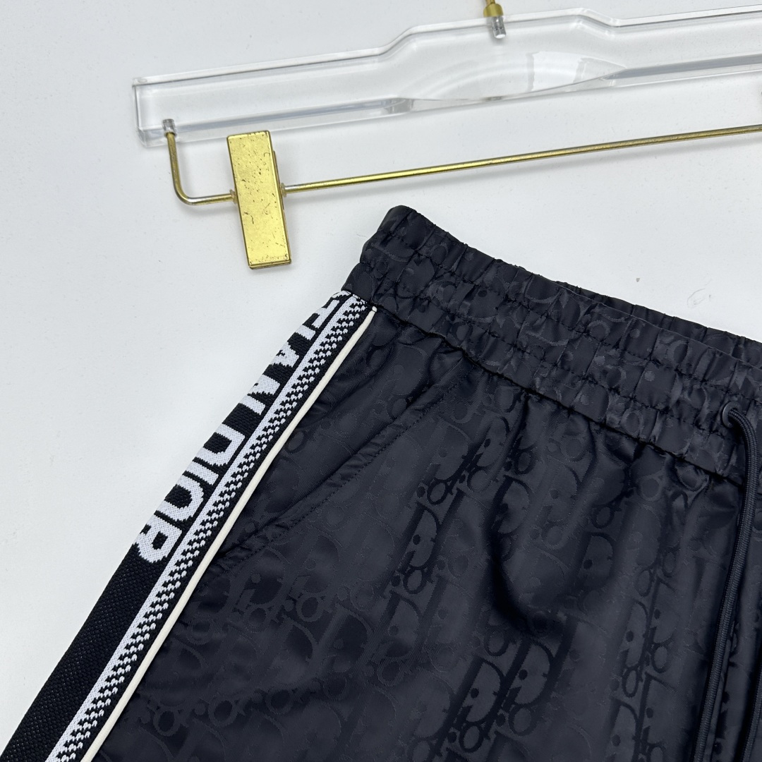 🆕Dior迪奥 26ss春夏专供新款休闲裤短裤  高端版本！定制速干面料 透气舒适度高，不粘腻，细节无可