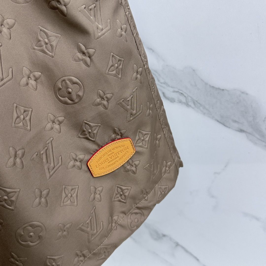 🆕LV路易威登 26ss春夏专供新款休闲裤短裤  高端版本！定制速干面料 透气舒适度高，不粘腻，细节无可