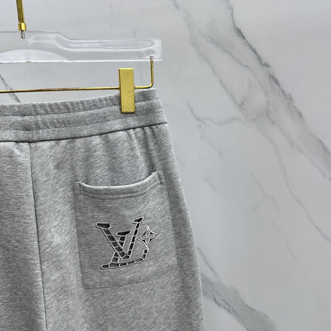 🆕LV路易威登 26ss春夏专供新款休闲裤短裤  高端版本！螺纹理面料纯棉 透气舒适度高，不粘腻，版型挺