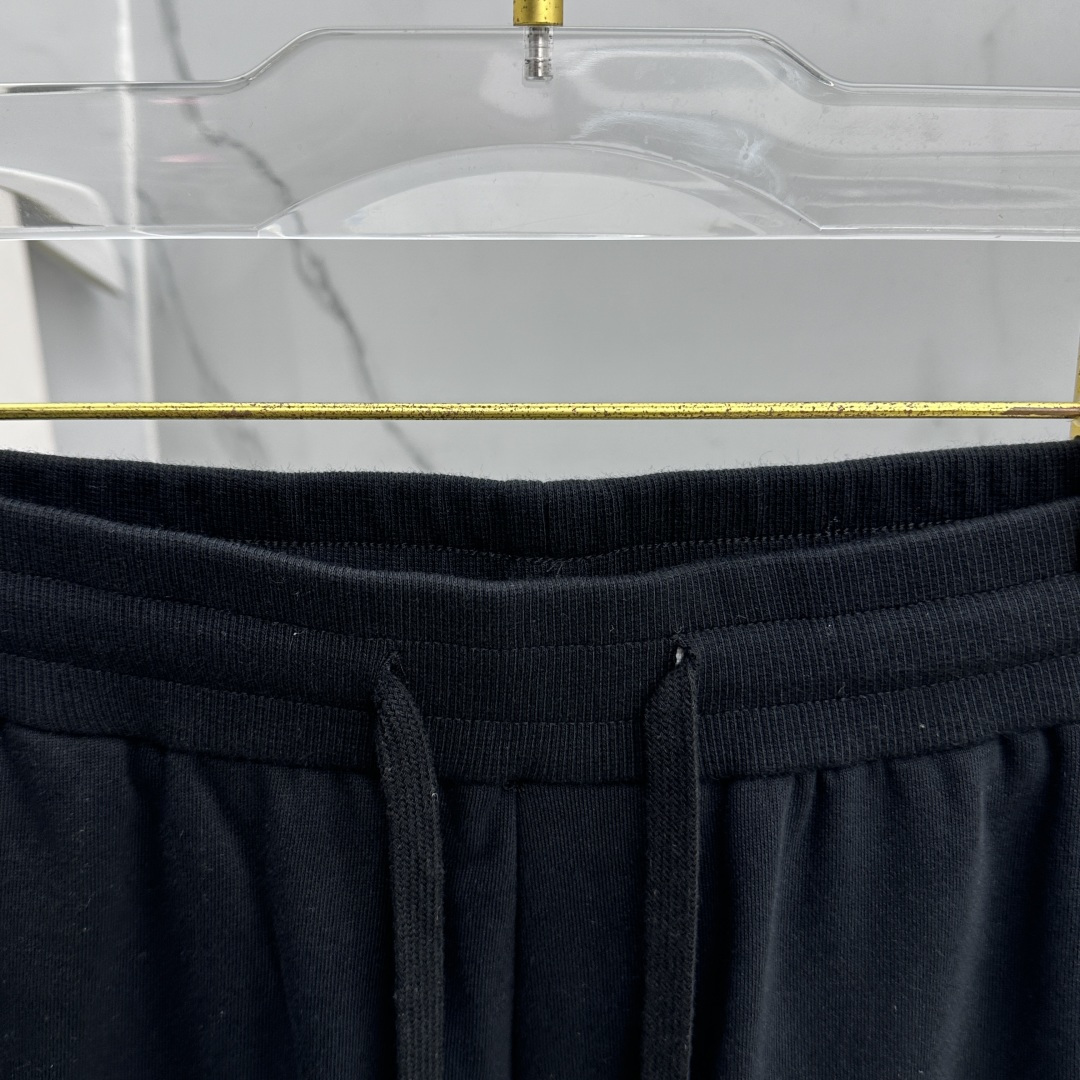 🆕LOEWE罗意威 26ss春夏专供新款休闲裤短裤  高端版本！螺纹理面料纯棉 透气舒适度高，不粘腻，版